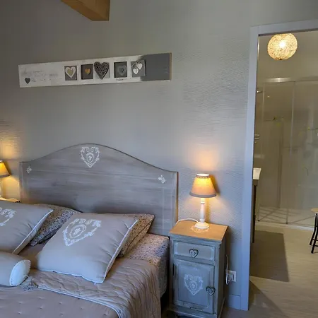 بيت للعطل La Bonne Chauffe - La Longere Verrieres (Charente)