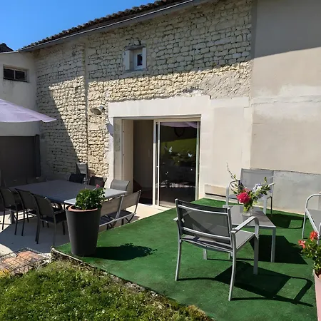La Bonne Chauffe - La Longere * Verrieres (Charente)