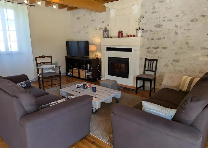 Hébergement de vacances La Bonne Chauffe - La Longère Verrieres (Charente)