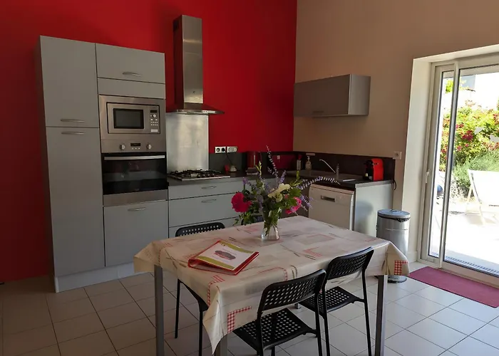 La Bonne Chauffe - La Longère Hébergement de vacances *